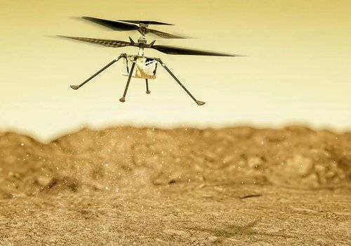 Неопознанный объект прицепился к вертолету Ingenuity на Марсе